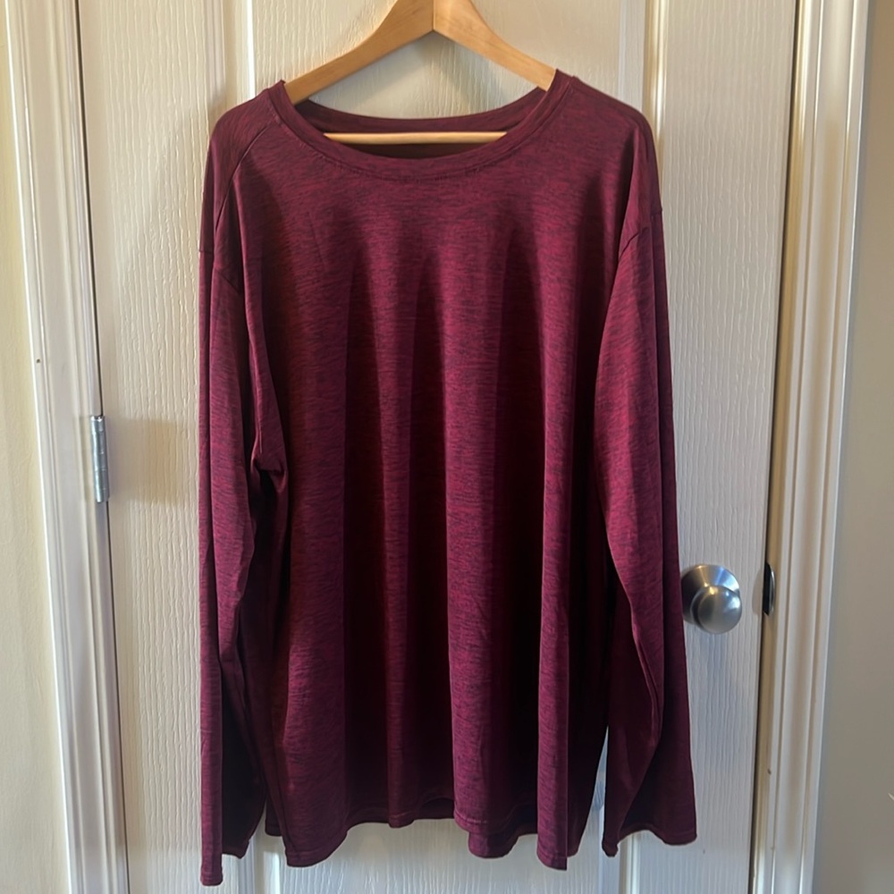 Men’s 3xl long sleeve tee shirt 90% poly 10% spandex good condition
